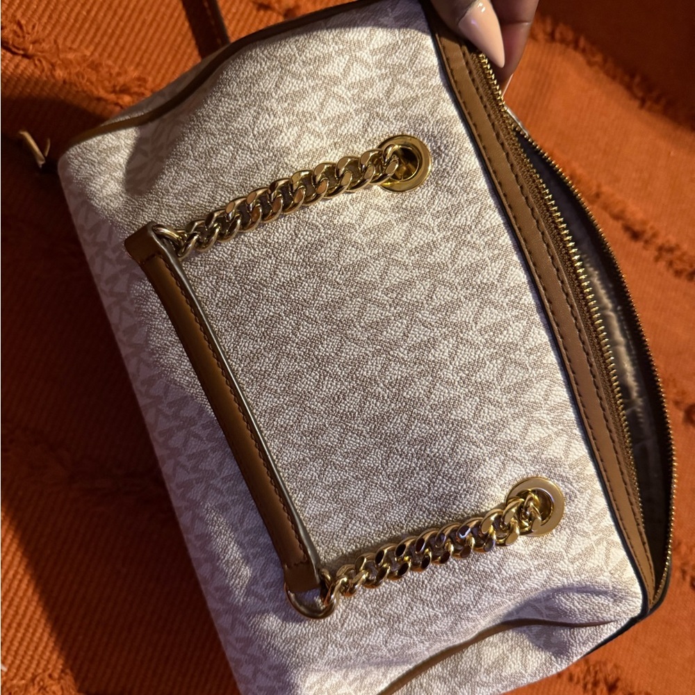 Stylish White and Brown Chain-Accent Bag